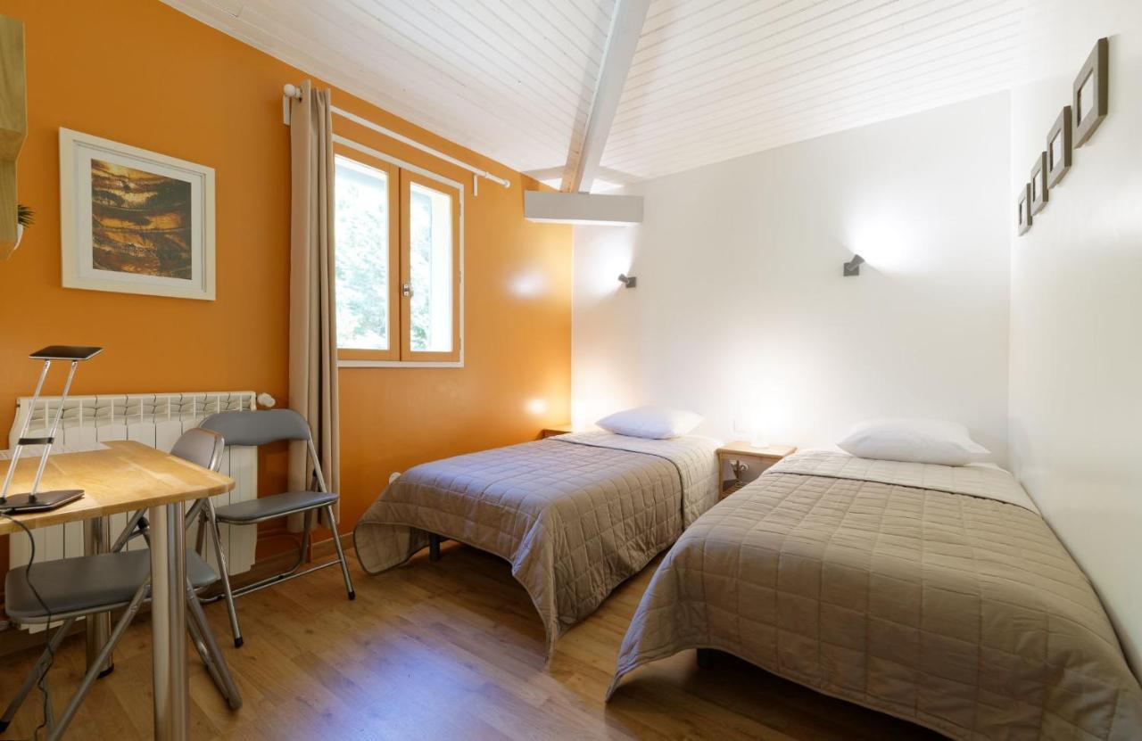 Chambre D'Hotes De Charme A La Maison Bleue Savignac-Mona Eksteriør billede