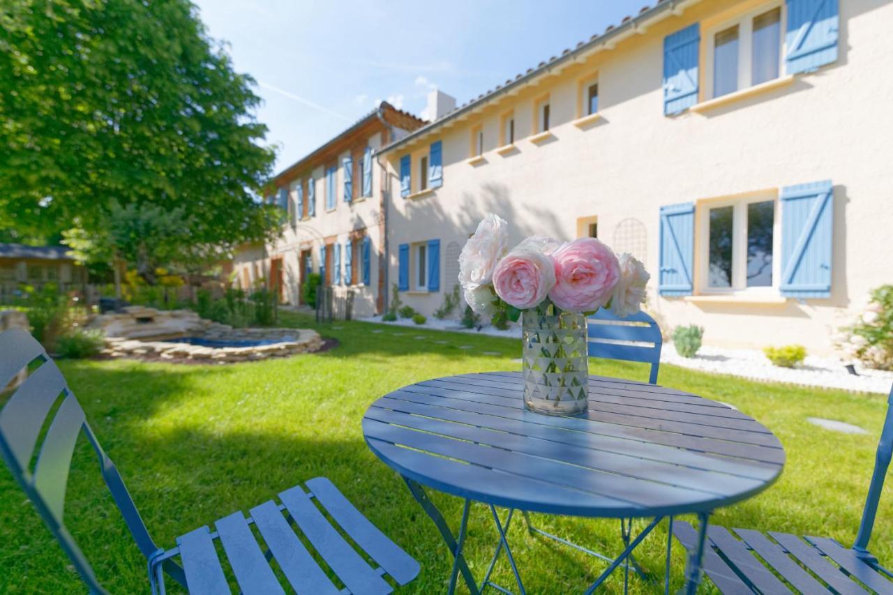 Chambre D'Hotes De Charme A La Maison Bleue Savignac-Mona Eksteriør billede